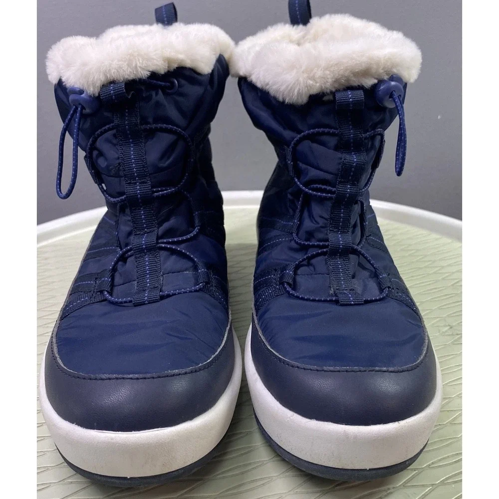 Clarks women step